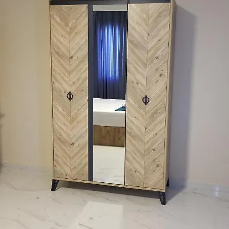 شقة Huge Evleri 1