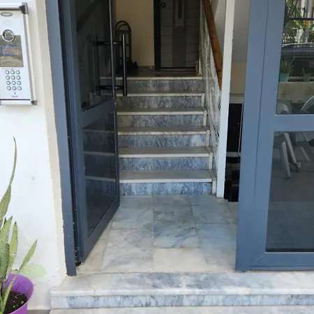 Huge Evleri 1 דירה