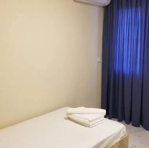 Huge Evleri 1 דירה *