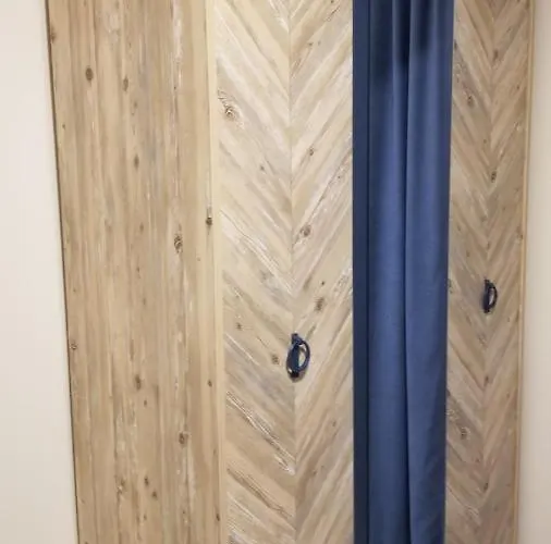 Huge Evleri 1 דירה מרמריס